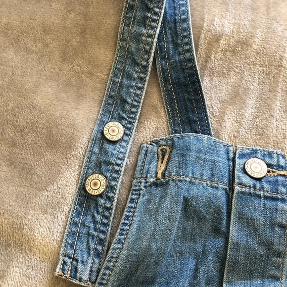 Levi stratus & co. Overall denim skirt size Xs never worn/ - Picture 4 of 6